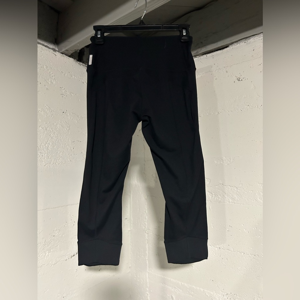 Zella Ribbed/Cropped Legging - Picture 2 of 4